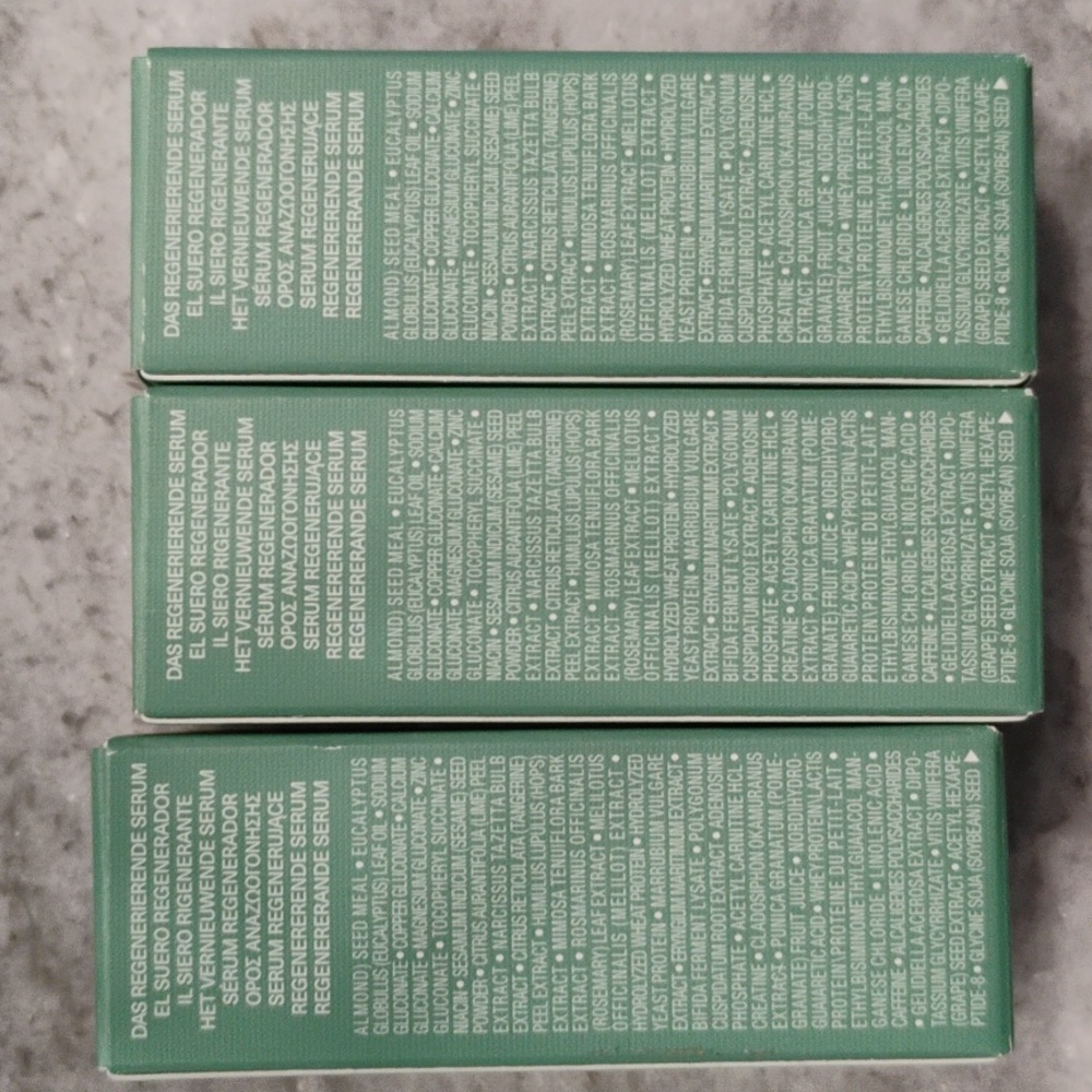 La Mer Regenerating Serum 0.1 Fl Oz Set Of 3 - Picture 4 of 5